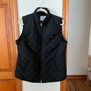 Old Navy Black Quilted Vest